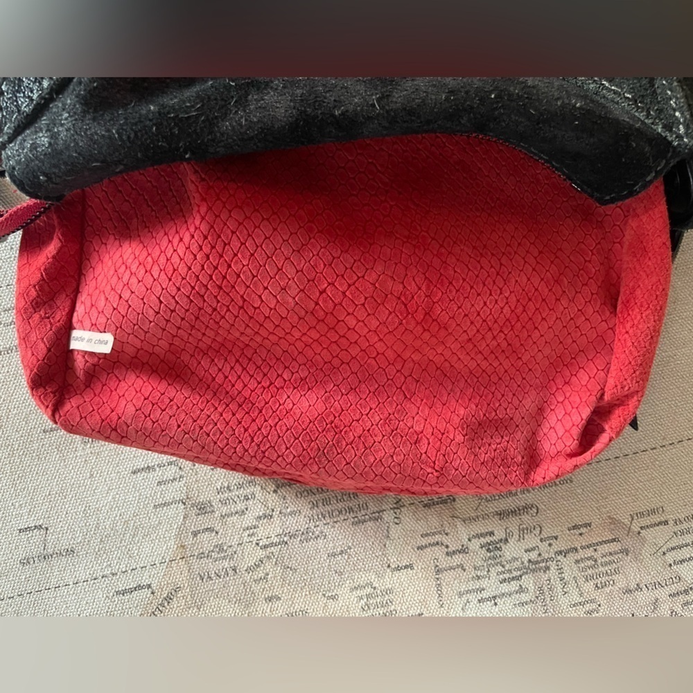 Hammitt Andrew Crossbody Convertible Leather/ Suede with Red leather Interior - Picture 12 of 16